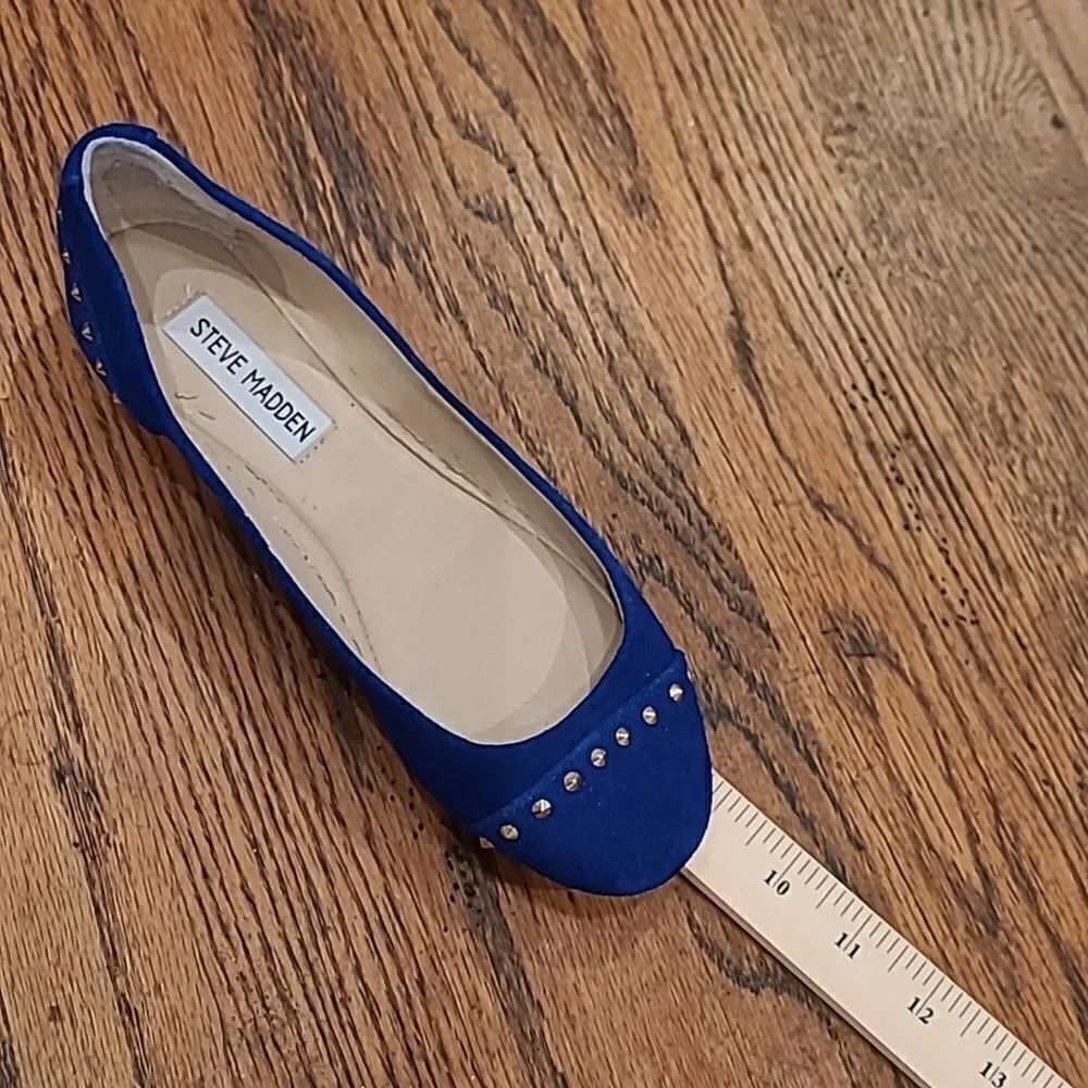 Steve Madden sz 6 ladies flats, slippers, shoes